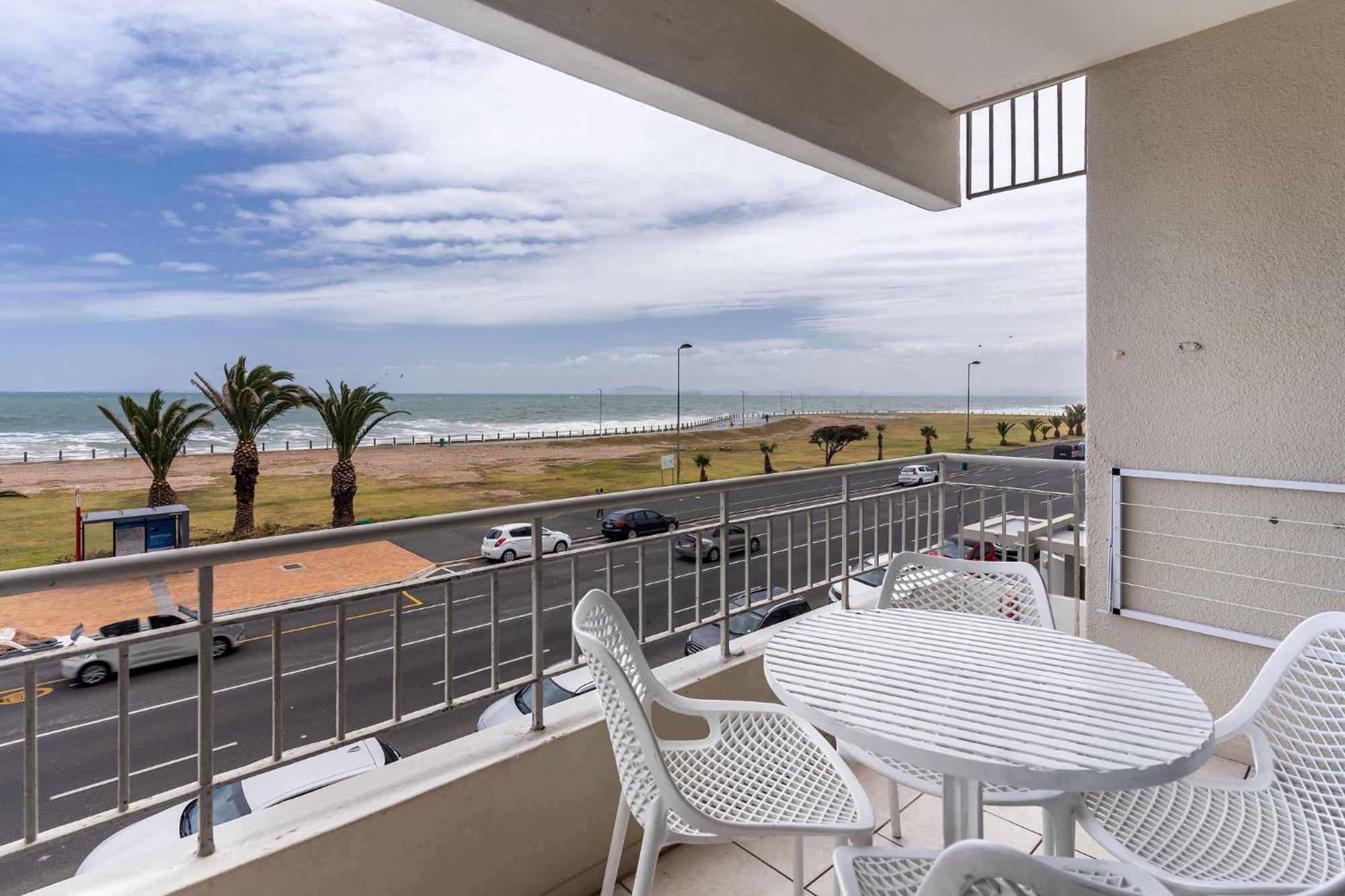Mouille Point Places - Studios & Apartments ケープタウン エクステリア 写真