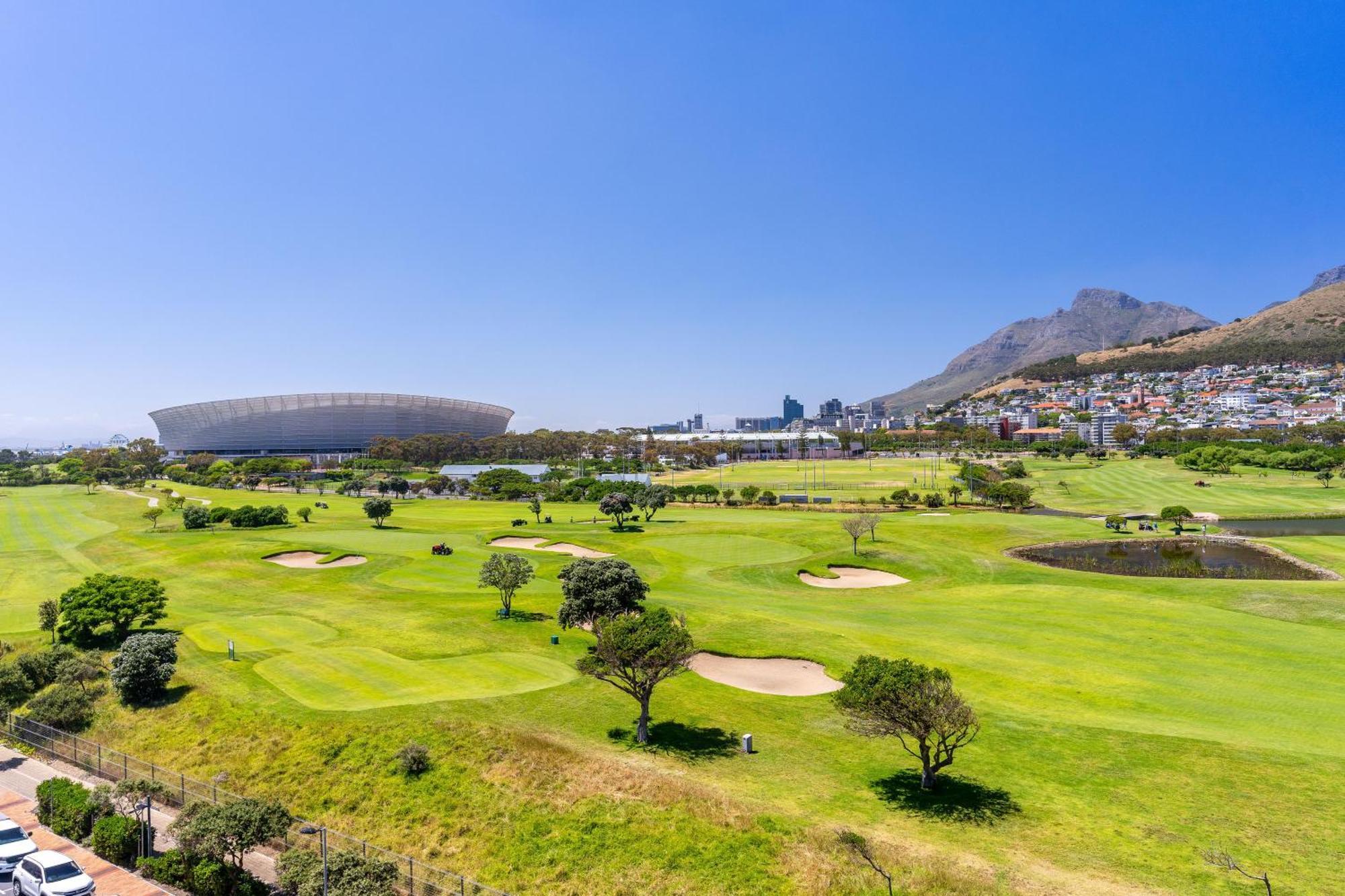 Mouille Point Places - Studios & Apartments ケープタウン エクステリア 写真