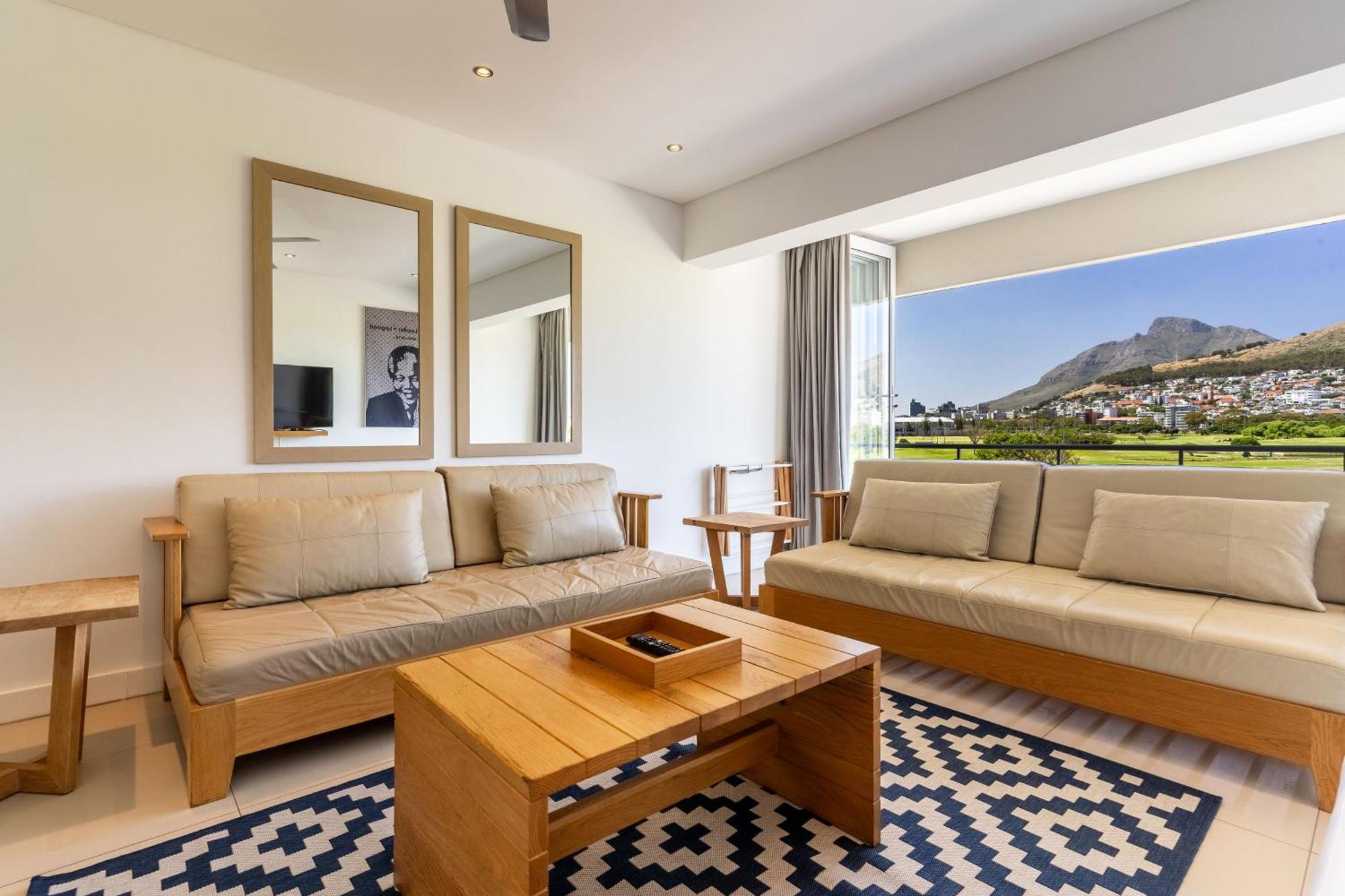 Mouille Point Places - Studios & Apartments ケープタウン エクステリア 写真